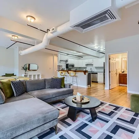 Retro Revival 1Br Loft Remote Work 30 Day Apartment